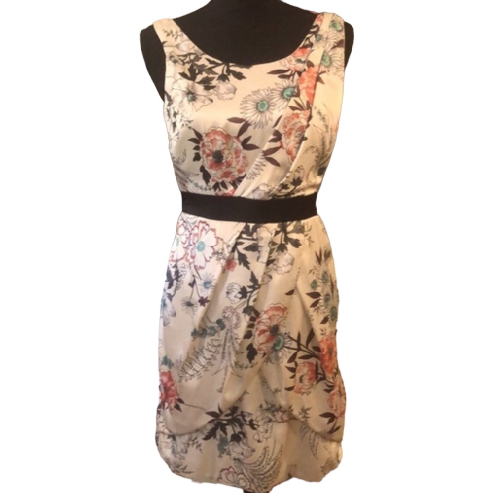 VINTAGE TEEZE ME TULIP STYLE FLORAL SLEEVELESS DRESS CREAM AND MULTICOLOR SIZE 5